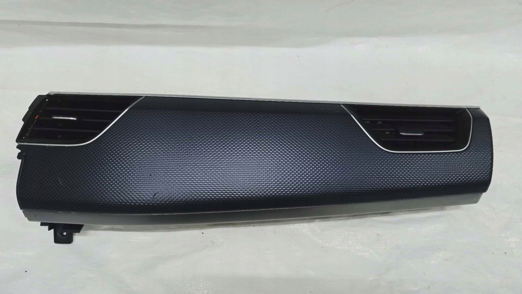 Купити Dekor консолі решітка обдув права renault arkana 682113392r