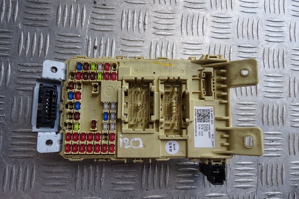 фото №1, Hyundai i20 iii модуль ecu запобіжників корпус 20-