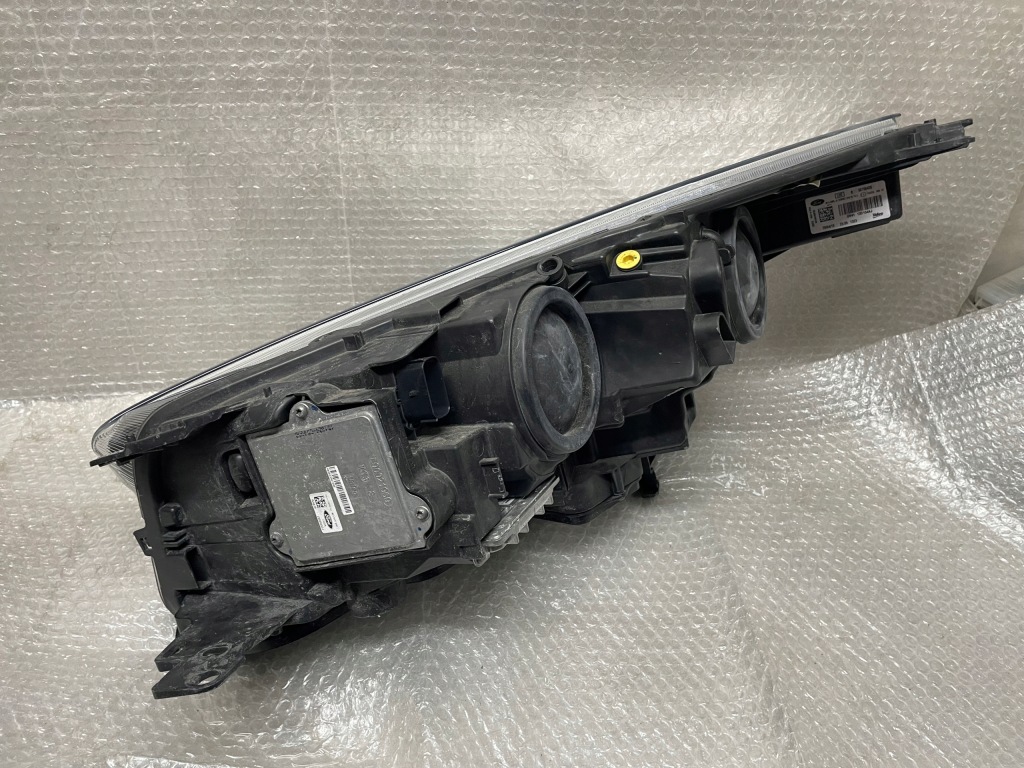 Фара правый  передняя ford kuga mk2 рестайлинг  ксенон led в Украине