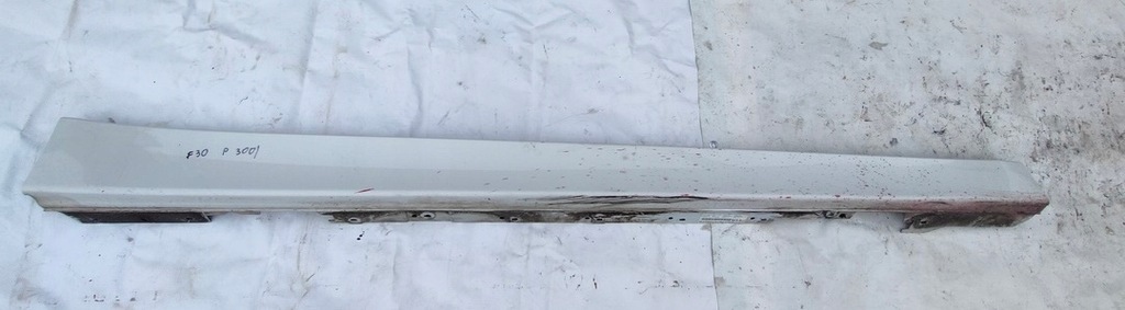 фото №1, Bmw f30 молдинг поріг права alpinweiss