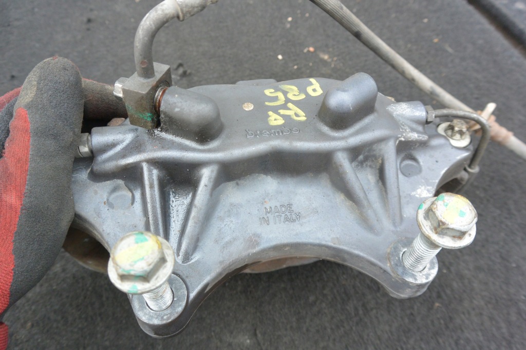 Супорт перед правий лівий шланг tesla model s Ціна