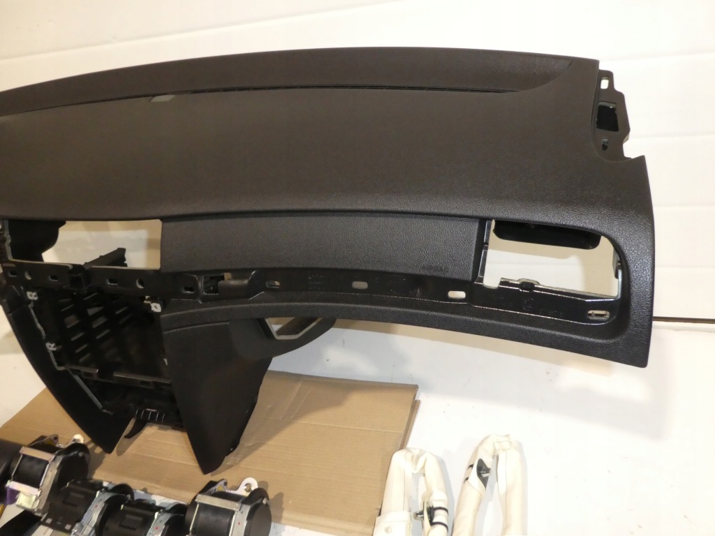 фото №11, Skoda superb ii lift приборная панель консоль подушка безопасности шторки безопасности ремни