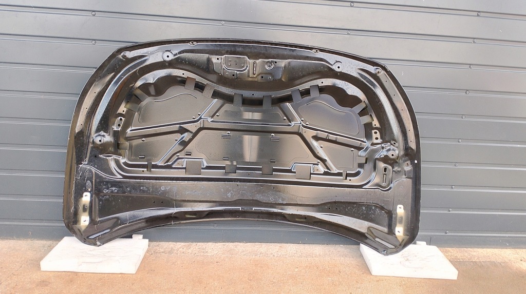 Opel corsa f капот кришка двигуна чорна ktv Київ