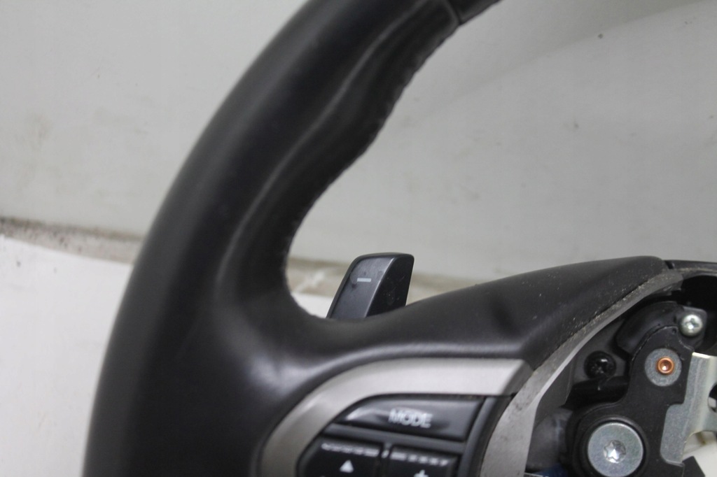 фото №9, Воздуховод кожа multi лепестки переключения czarna honda accord viii 08-15