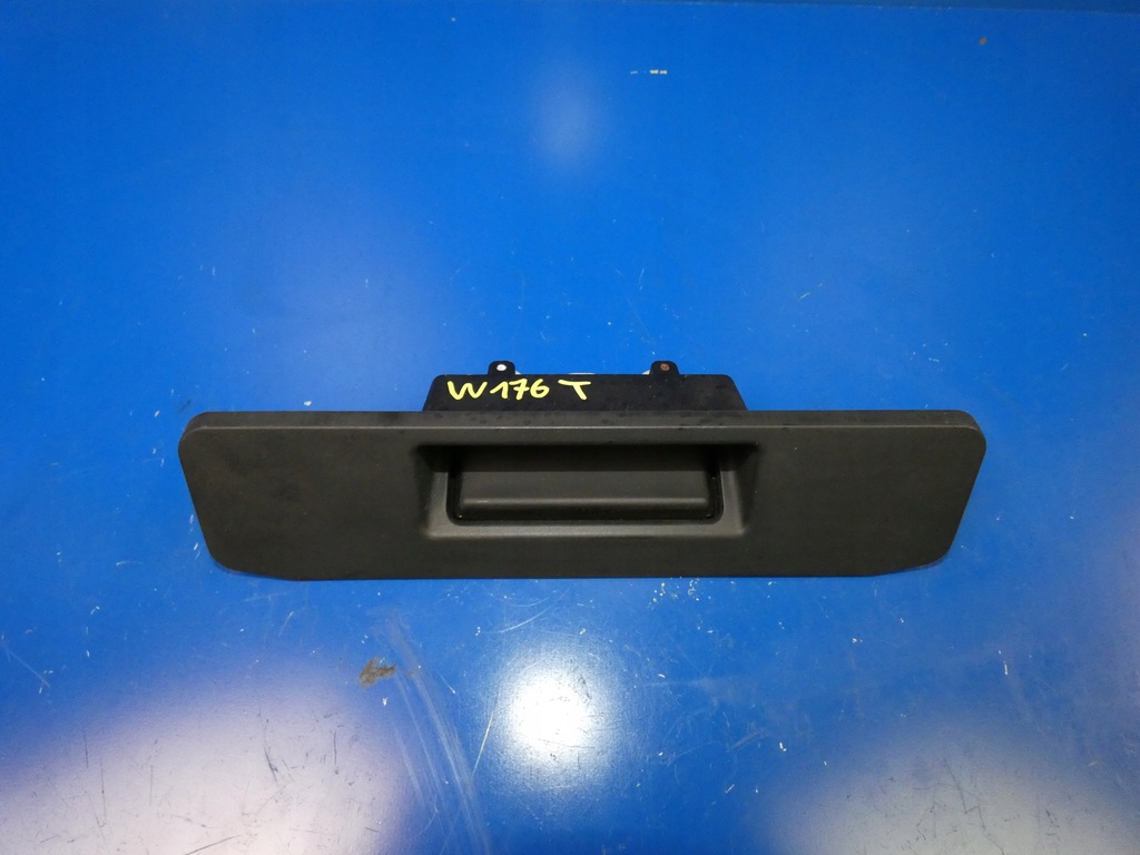фото №1, Mercedes a w176 ручка кришки багажника мікровимикач