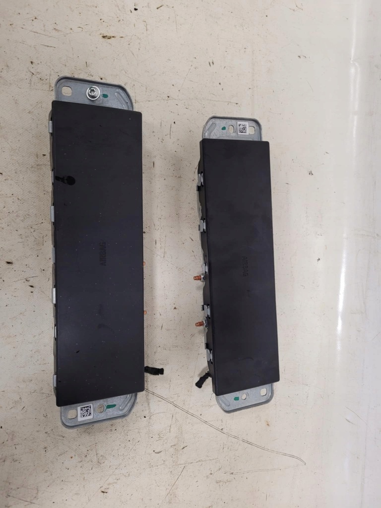 фото №12, Подушки безопасности приборная панель консоль ремни usa подушка безопасности kpl bmw i3