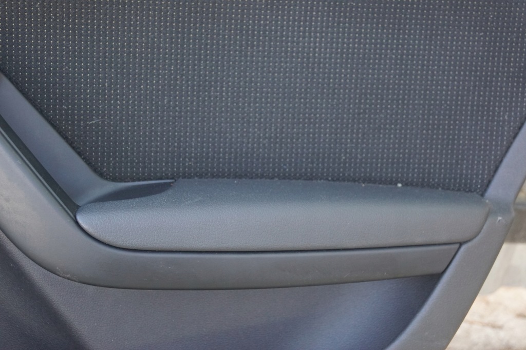 фото №8, Обшивка дверь правый задняя audi a4 b8