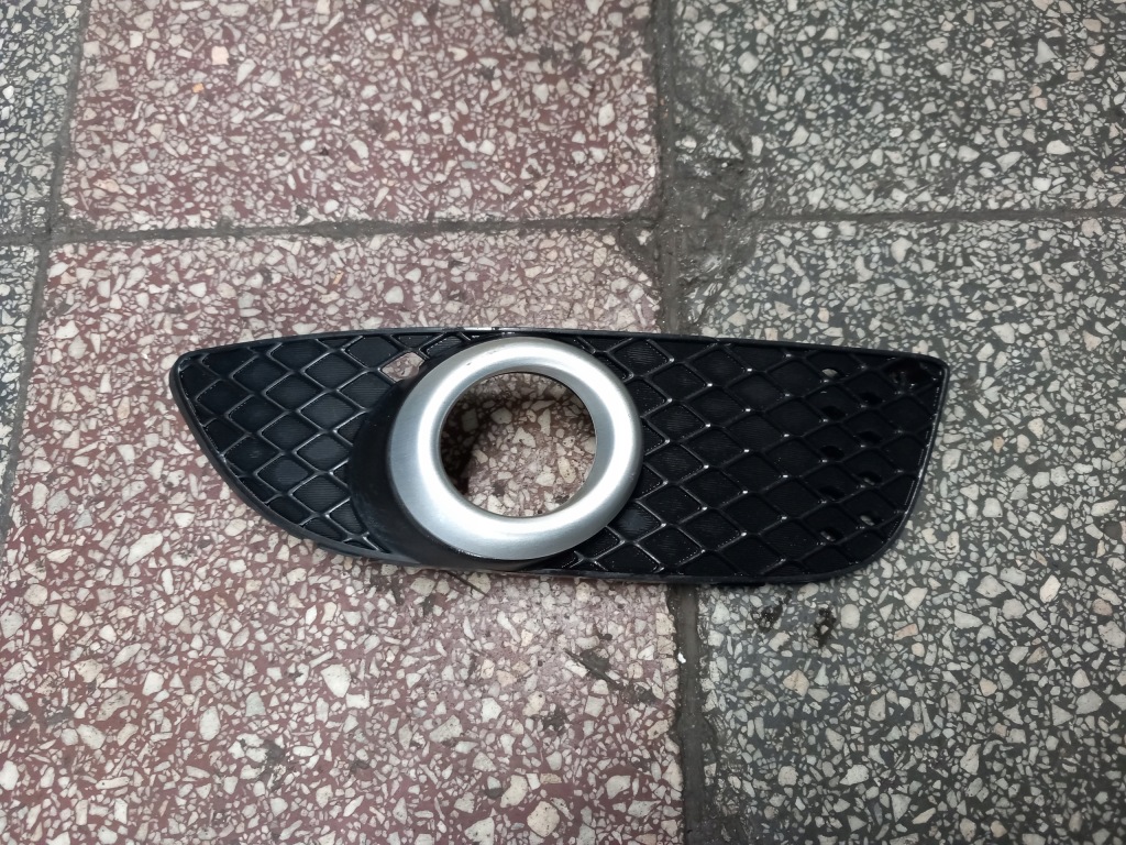 фото №1, Mitsubishi lancer x 2007-2016 права решітка бампер