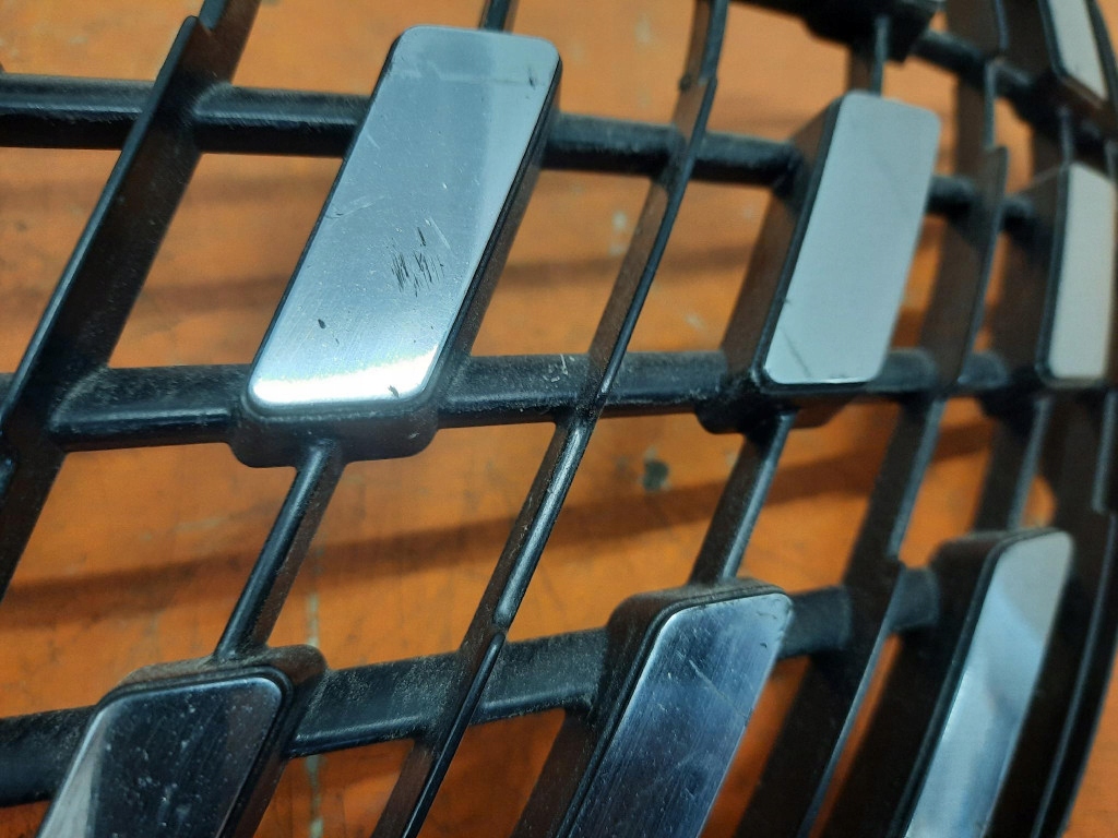 Решітка радіатора решітка  радіатора peugeot 3008 5008 aa37794254 Зі Шроту