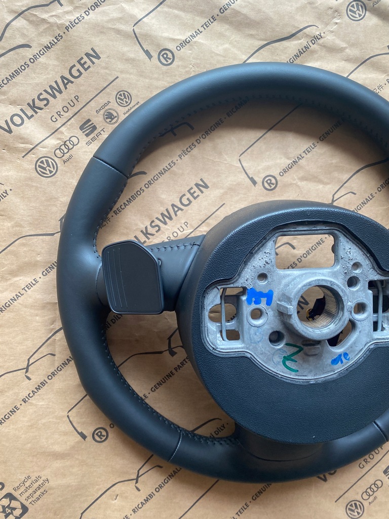 фото №8, Audi a8 d4 4h lift воздуховод кожаный подогрев лепестки переключения 4h0419091af