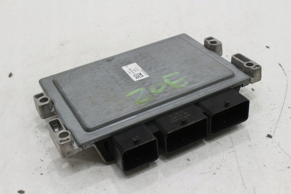 фото №10, Бортовой компьютер блок управления 237d40225r renault zoe