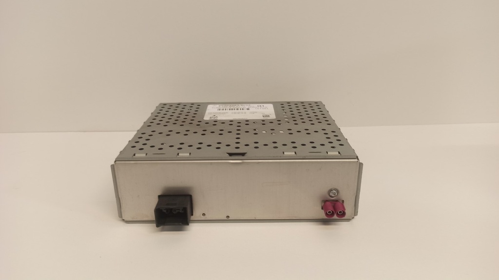 фото №1, Mercedes w212 усилитель тюнер радио a2229002710