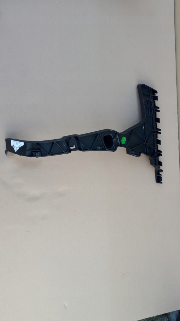 Купить Audi q5 lift правый направляющая бампера задняя 8r0807454b