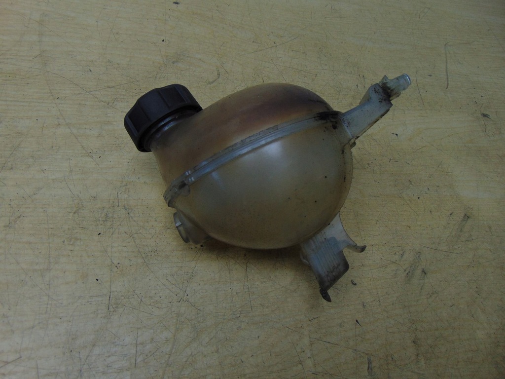 фото №8, Бак расширительный жидкость peugeot 2008 1.2