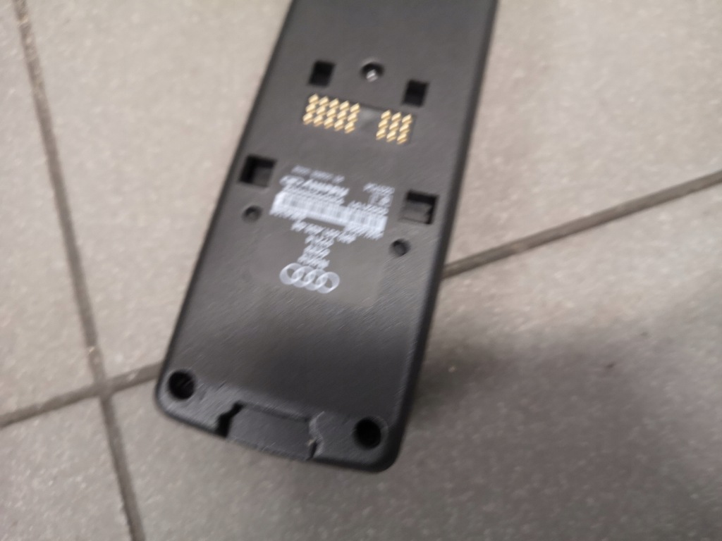 фото №8, Кронштейн телефону audi a8 d3 8p0051435ge