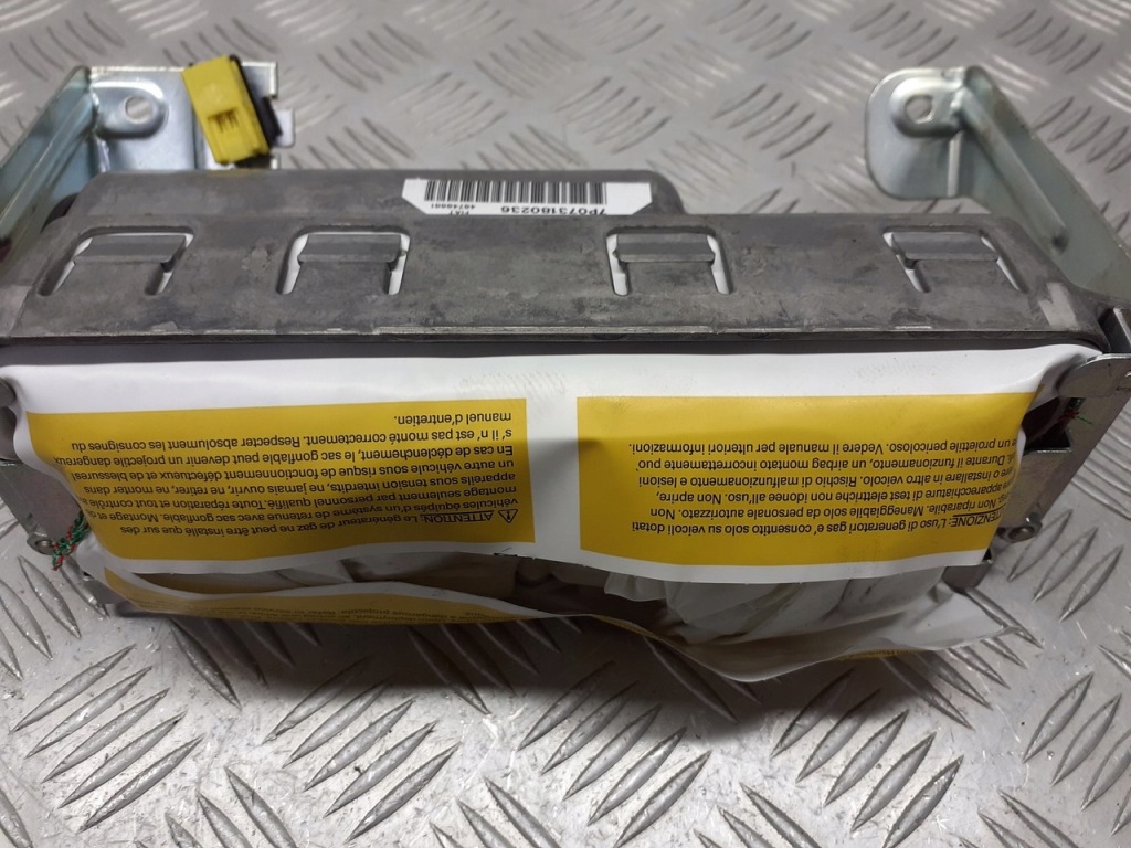 Подушка подушка безопасности пассажира alfa romeo 147 1.6 46748661 Оригинал