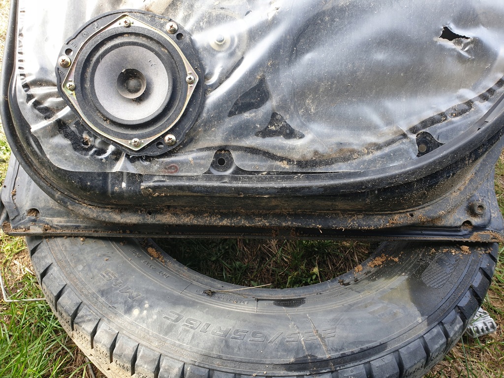 фото №8, Subaru forester i двері правий задня праве задні 8g6