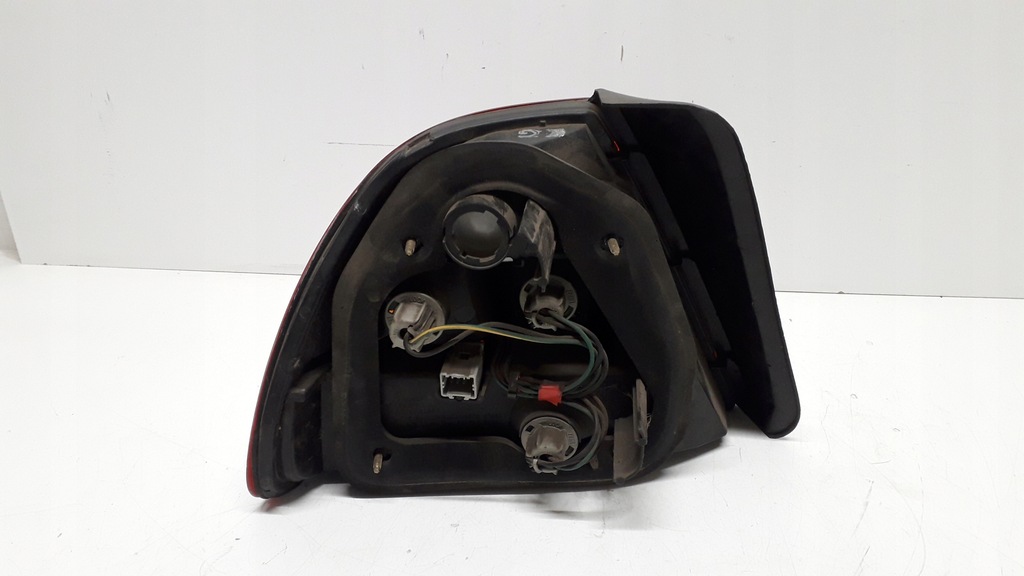 фото №2, Honda civic 5d 94- лампа права задня