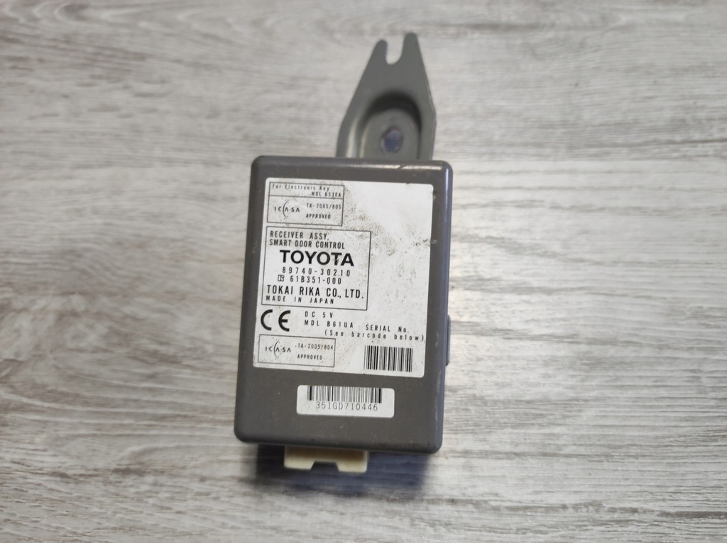 фото №1, Lexus gs iii 05-12 450h модуль дверь 89740-30210