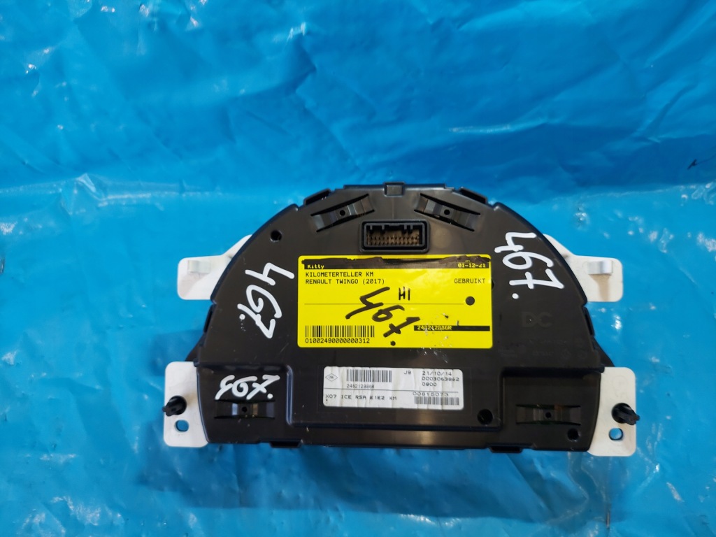 Лічильник приладова панель twingo iii 2017 r 1.0 b 248212886a Ціна