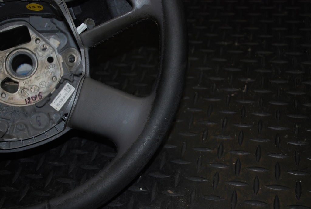 фото №5, Воздуховод серая audi a6 c6 4f0419091ah