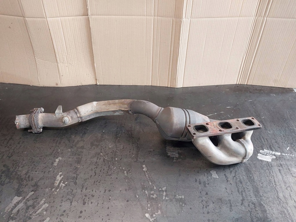 Колектор випускний каталізатор bmw 3 e46 325ti m54b25 256s5 7518669 Недорого