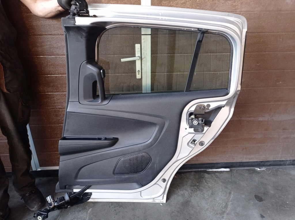 фото №6, Ford b-max дверь задние правое полный eu