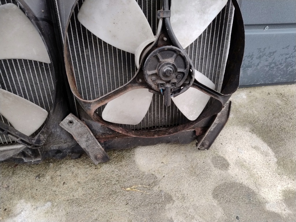 фото №5, Радіатор wody вентилятори mazda mx-5 i