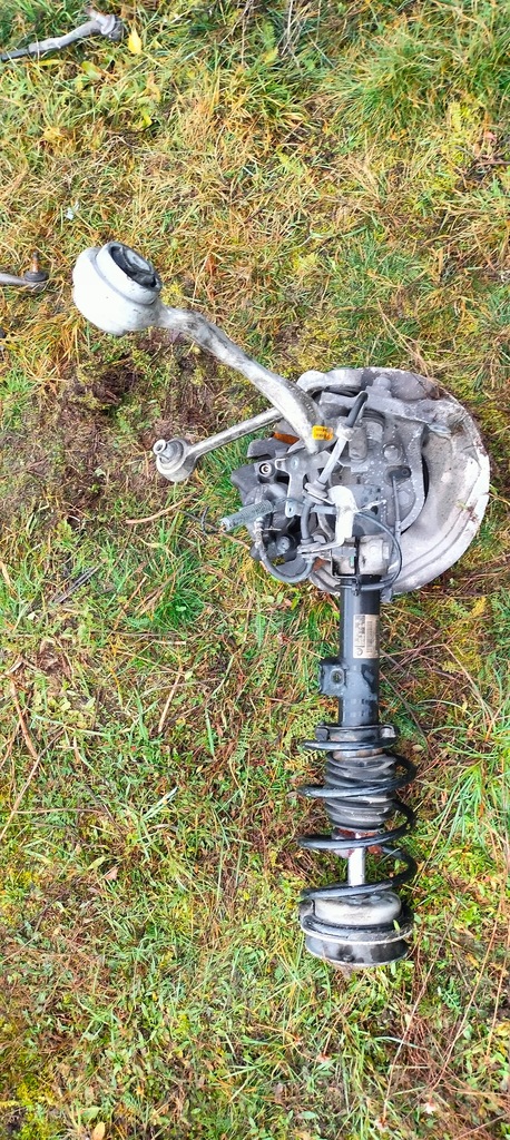 фото №10, Поворотний кулак амортизатор важелі правий перед e90 e91