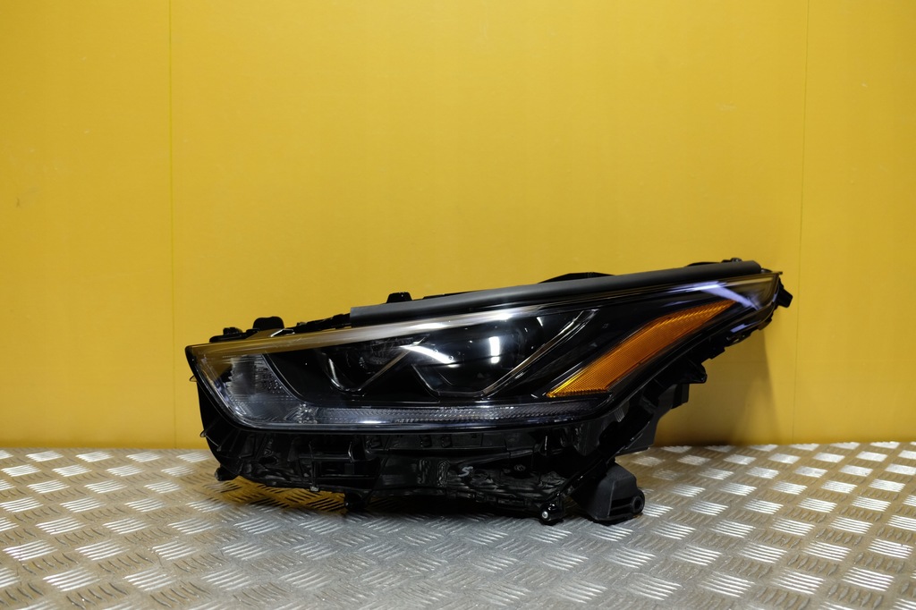 фото №1, Toyota highlander 2019- фара лампа full led l 5 eu