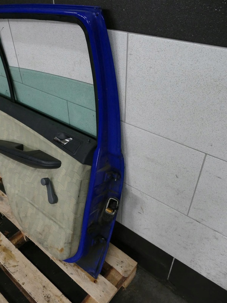 фото №16, Skoda fabia i hb дверь левый задняя левая задние 4590 5-дверь