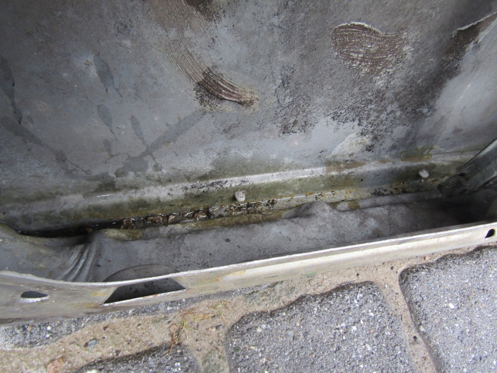 3 mercedes w124 sedan левая задние дверь левый задняя серебристый в Украине