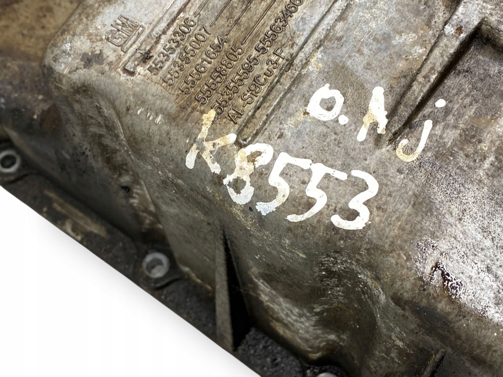 Opel astra j 1600cm3 2010 поддон масляная хэтчбек 55565793 в Украине