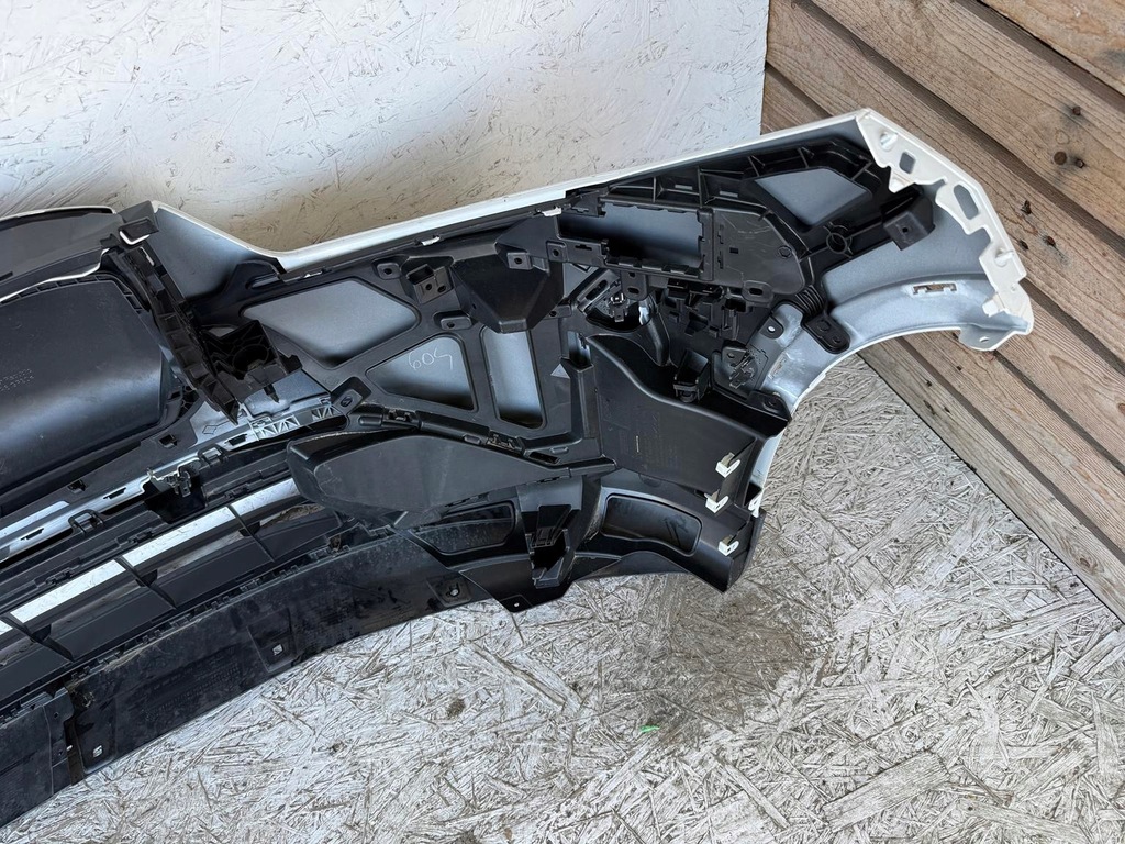 фото №16, Бампер перед передний bmw x1 u11 22- + жалюзи