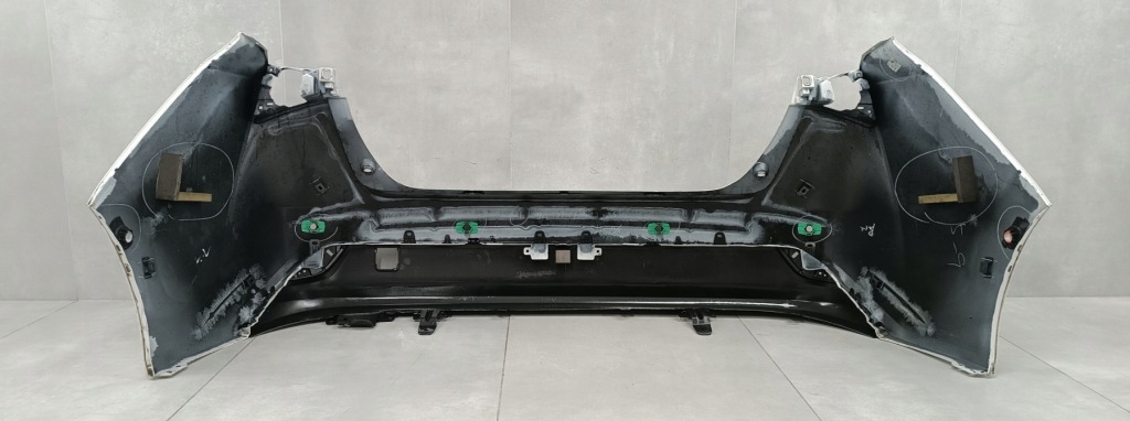Бампер задний задняя  toyota prius iv седан рестайлинг  19-23 с Разборки