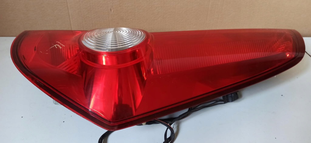 фото №10, Лампа задня права + ліва opel agila b 08-14 oem