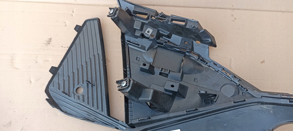 фото №7, Решётка бампера peugeot 408 22-23rok p54 9844515080 оригинал