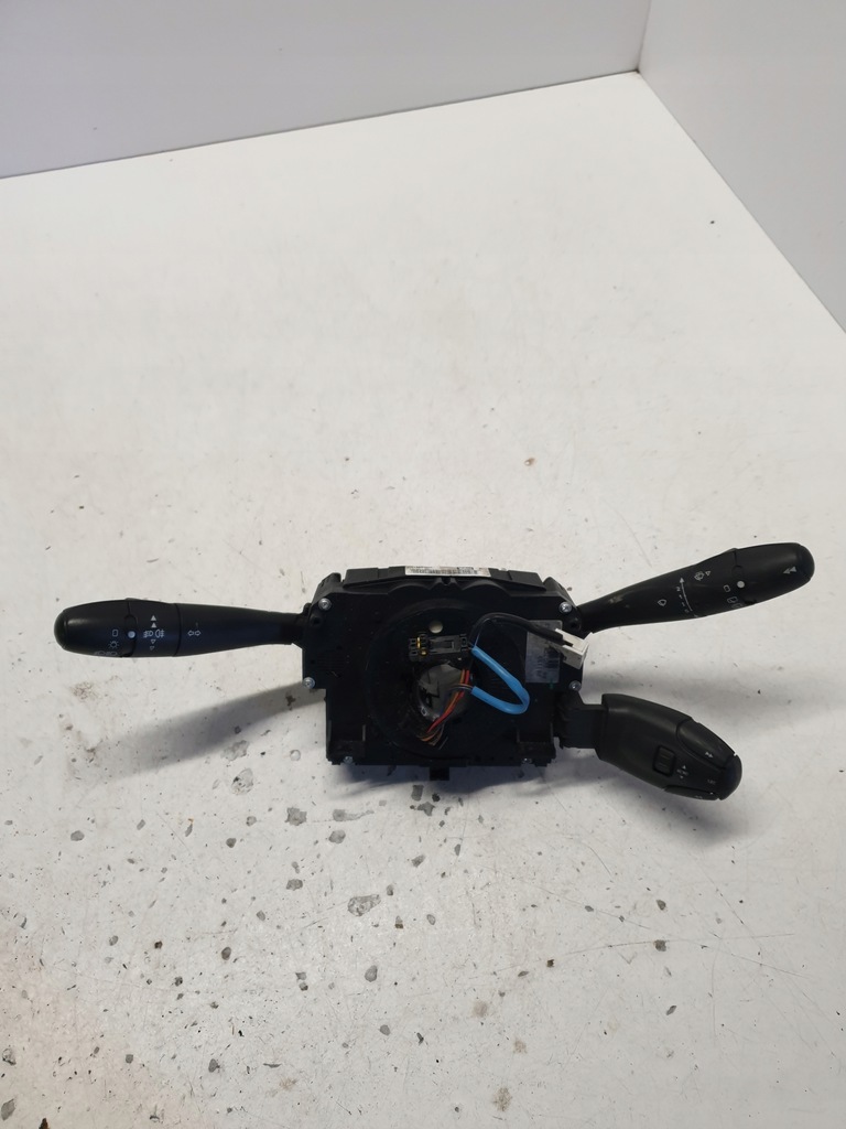 фото №1, Переключатель комбинированный peugeot 207 96657280xt