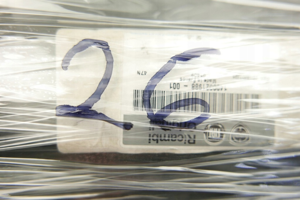 Кронштейн кріплення скло 1400021988 Київ