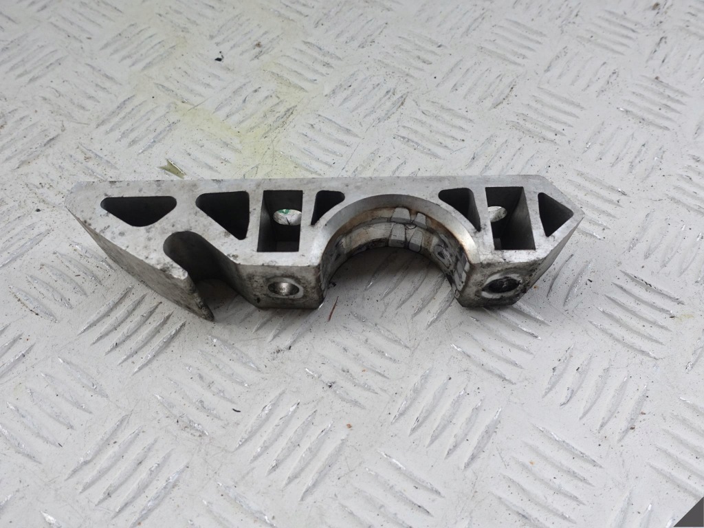 фото №2, Cayenne touareg 7p q7 4l кронштейн стабилизатора