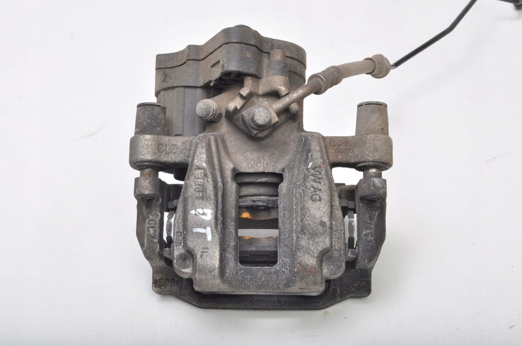 Купить Ford tourneo connect mk3 2.0 суппорт тормозной правый задний