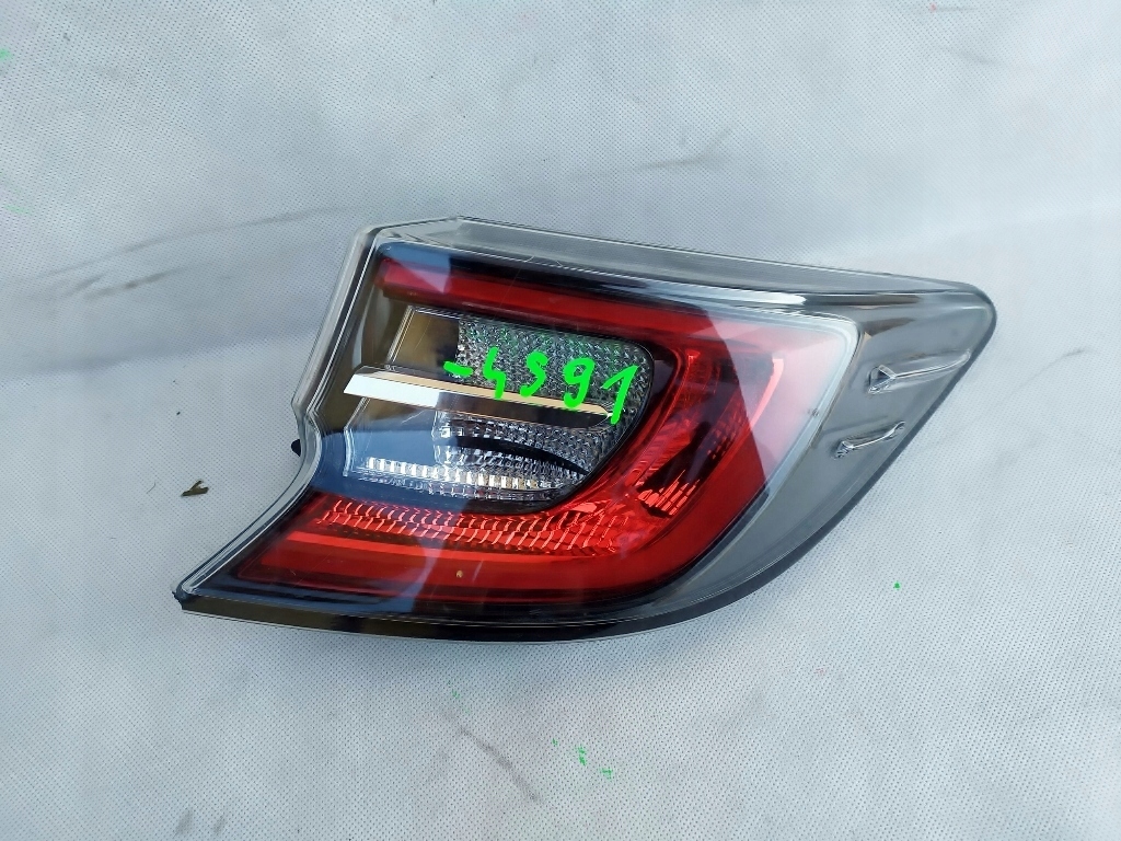 фото №1, Toyota corolla e21 лампа задняя правая хэтчбек