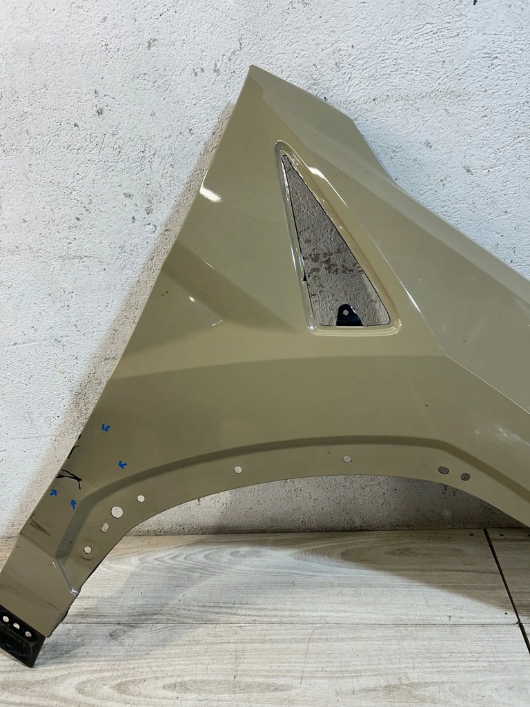 фото №6, Lamborghini urus крила правий передній