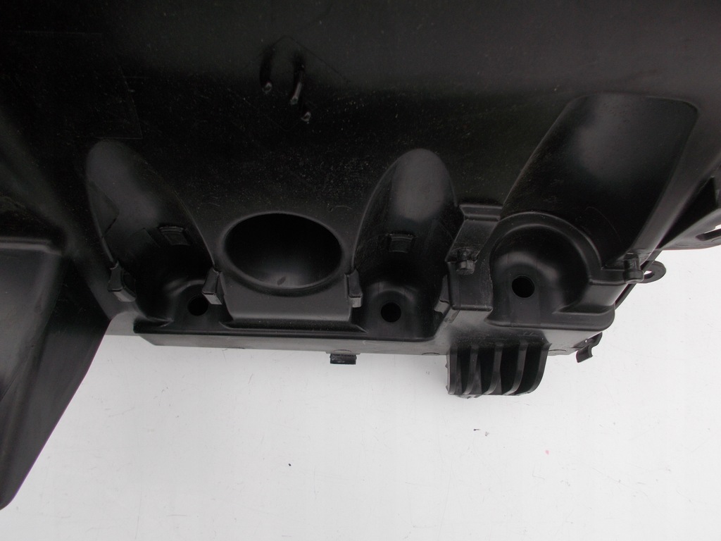 фото №7, Бак омивача bmw ix i20 136982-10 6166 9464014-11