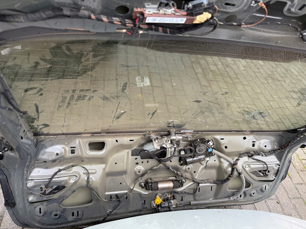 фото №16, Audi q3 83a 2024 sportback 83f кришка багажника задня задня комплектна лампи