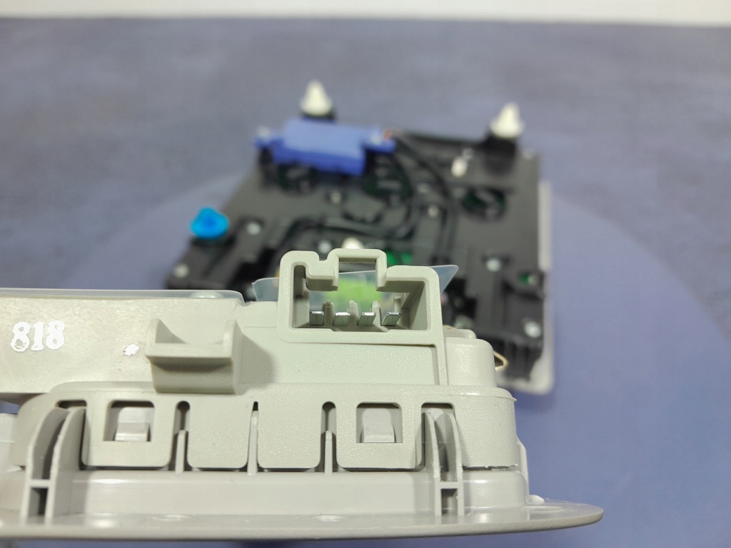 фото №5, Lexus is iii xe30 lift 16-20 ліхтарі освітлення салону стельовий 2 szt