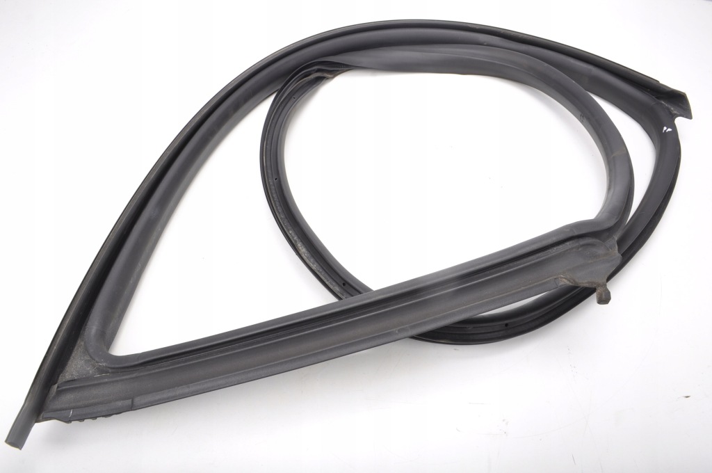 Купити Maserati ghibli iii m157 прокладка двері правий перед