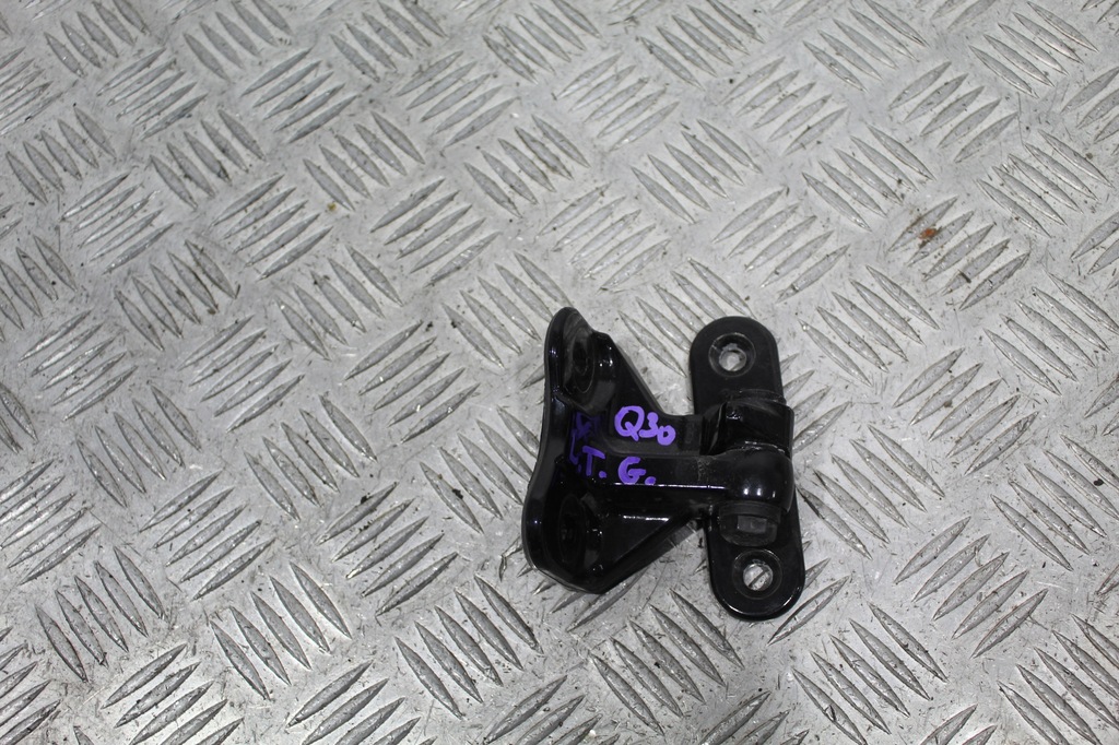 фото №1, Петля дверь левый задняя верхний infiniti q30