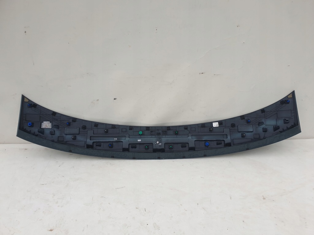 фото №8, Hyundai ioniq 5 21-23 накладка молдинг na крышка багажника задняя 87310-gi000