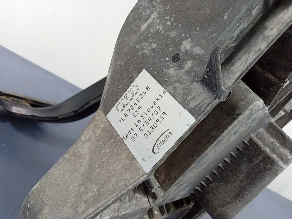 фото №4, Audi q7 i 4l педаль тормоза 7l8723117